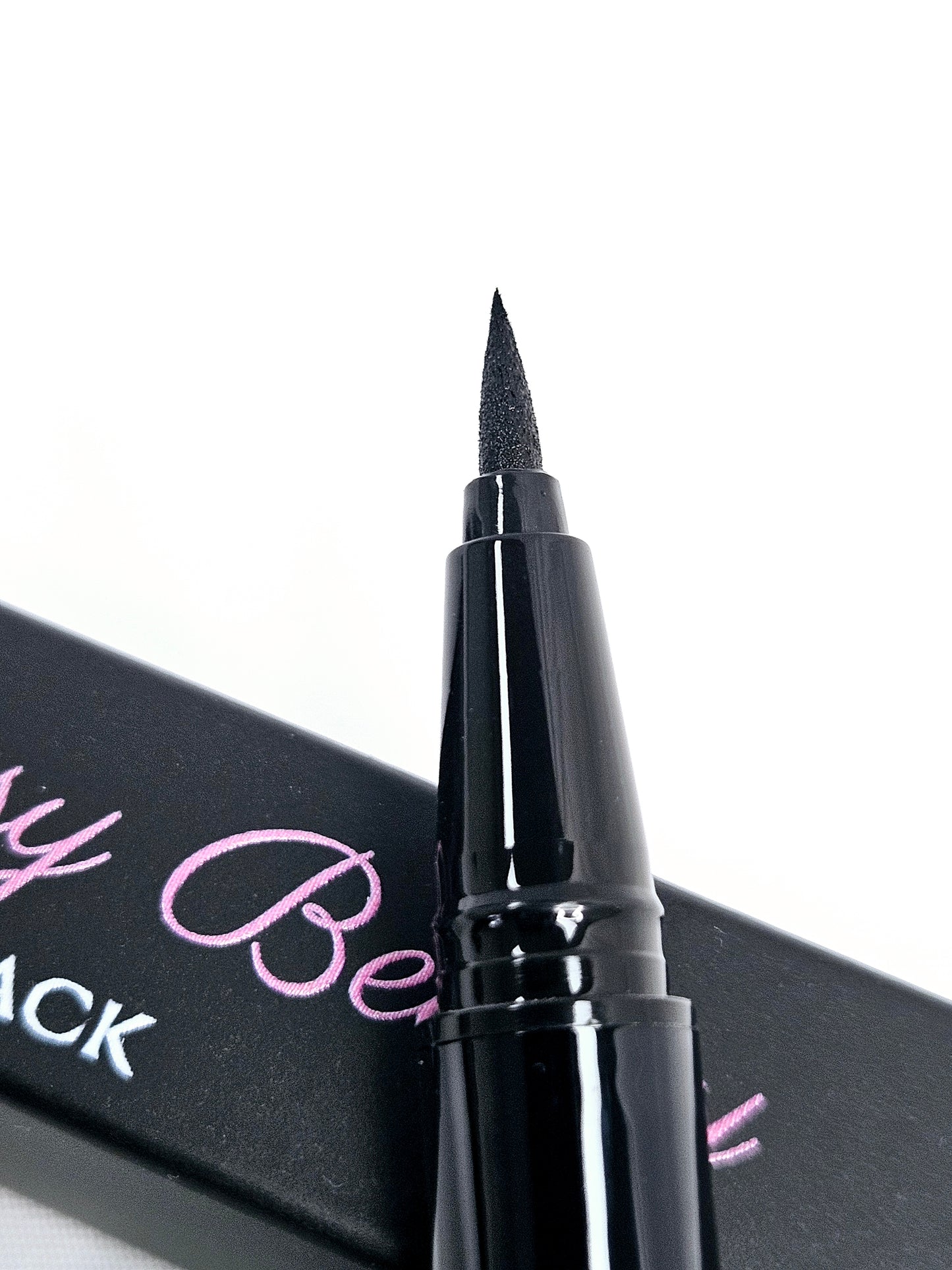 BEAUTY Liner
